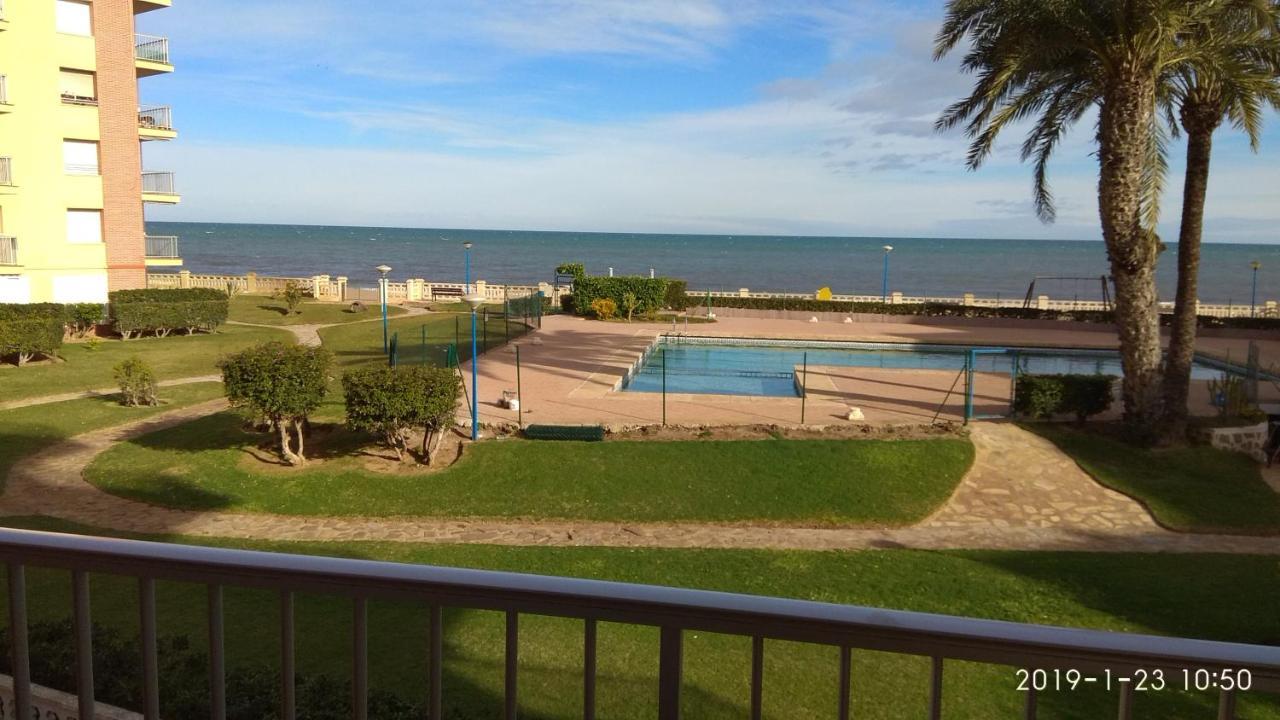Apartamento Primera Linea De Mar Denia Exterior foto