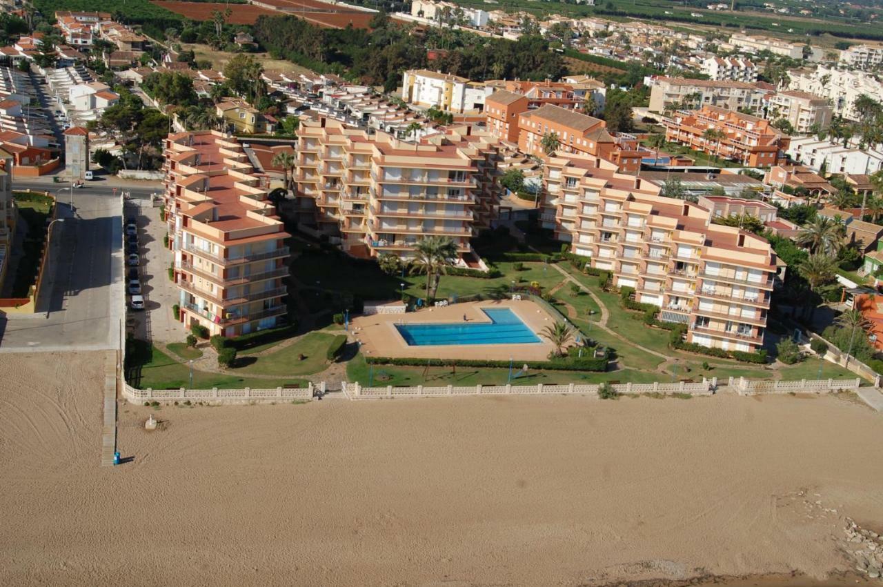 Apartamento Primera Linea De Mar Denia Exterior foto