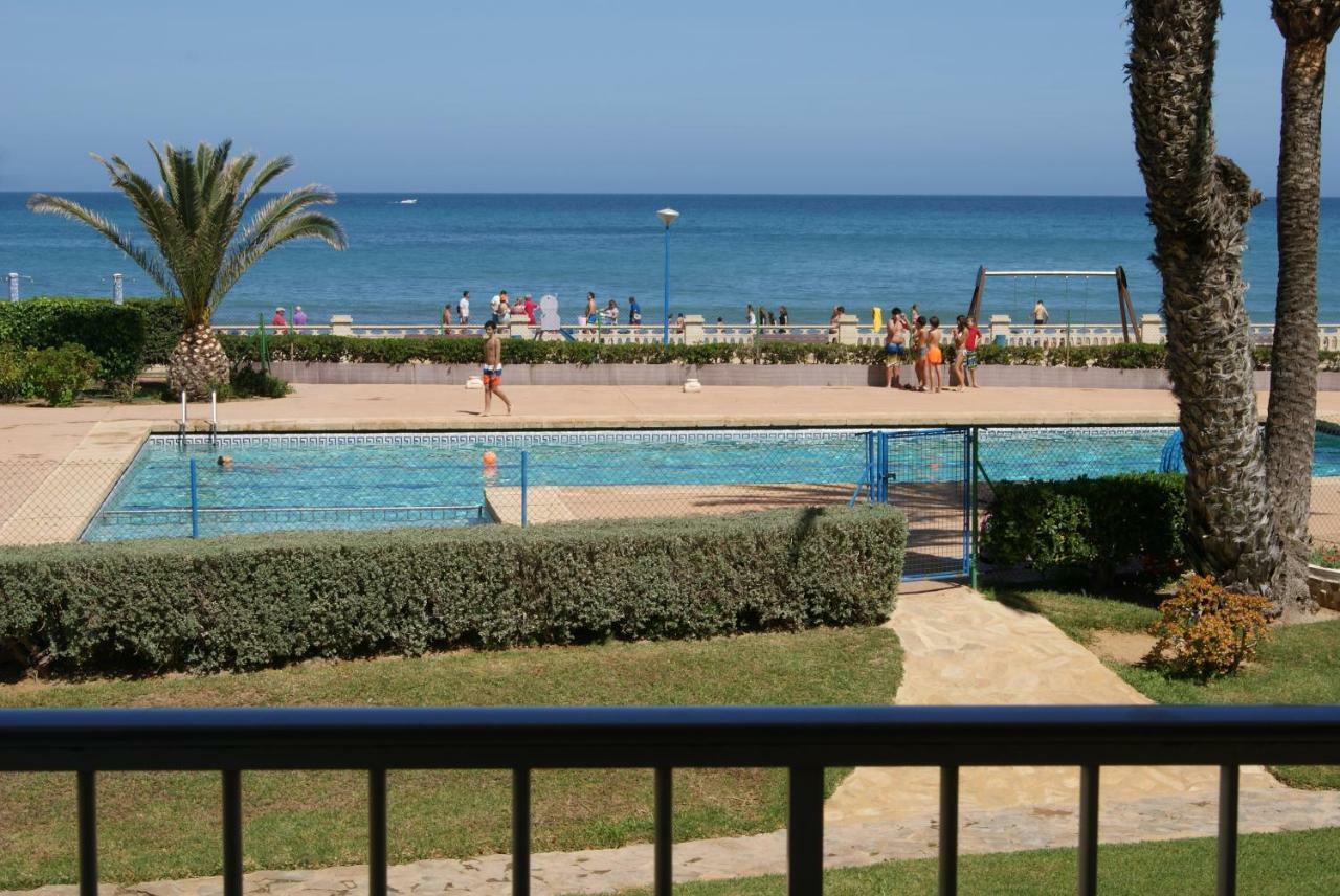Apartamento Primera Linea De Mar Denia Exterior foto